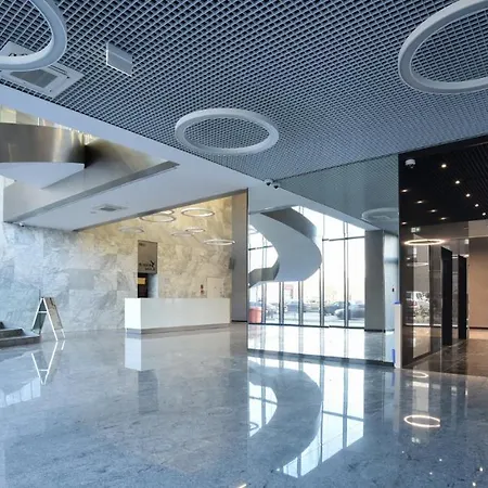 公寓 Prymasa Tysiaclecia 83a Separate Bedroom Free Garage By Perfect 634 华沙