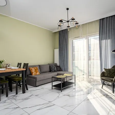 Prymasa Tysiaclecia 83a Separate Bedroom Free Garage By Perfect 634