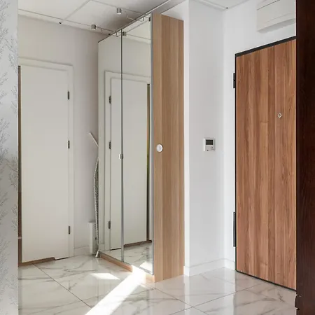 公寓 Prymasa Tysiaclecia 83a Separate Bedroom Free Garage By Perfect 634 *