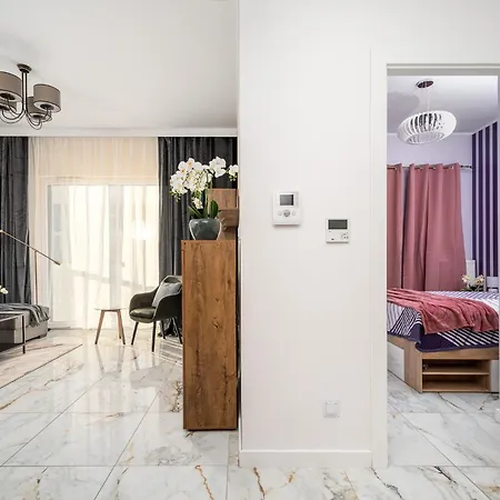 Apartment Prymasa Tysiaclecia 83a Separate Bedroom Free Garage By Perfect 634 & 635 Warsaw