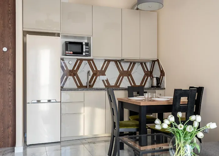 Prymasa Tysiaclecia 83a Separate Bedroom Free Garage By Perfect 634 & 635 Warsaw