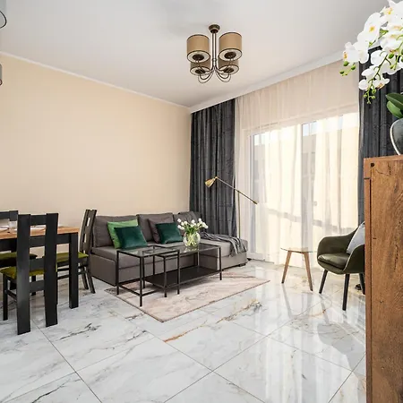 Prymasa Tysiaclecia 83a Separate Bedroom Free Garage By Perfect 634 & 635 Warsaw