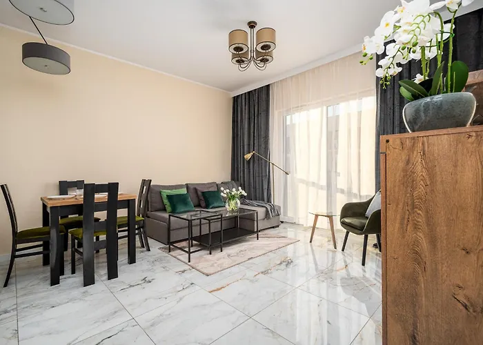 Prymasa Tysiaclecia 83a Separate Bedroom Free Garage By Perfect 634 & 635 Warsaw