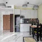 Prymasa Tysiaclecia 83a Separate Bedroom Free Garage By Perfect 634 & 635 דירה *